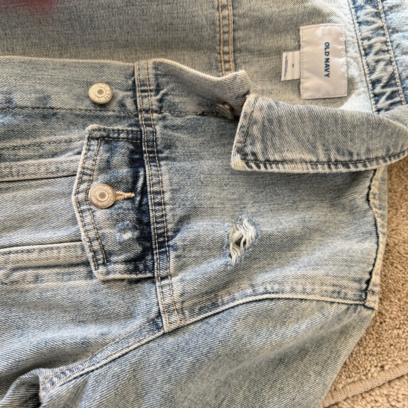 Old Navy Distressed denim jacket - Picture 5 of 9
